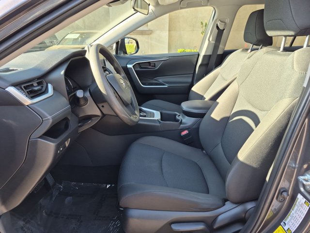 Used 2024 Toyota RAV4 LE AWD/4WD image 15