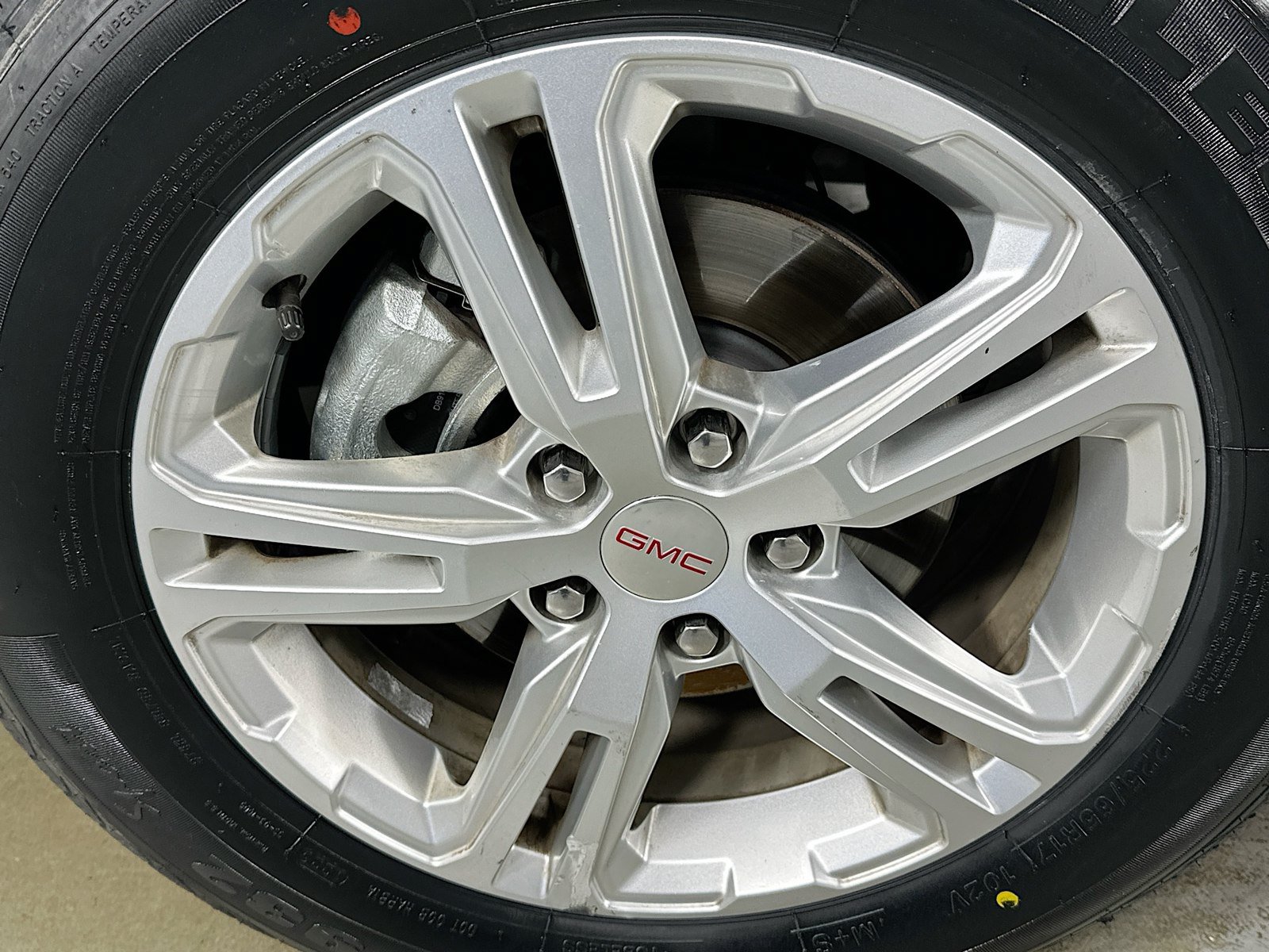 Used 2022 GMC Terrain SLE FWD image 28