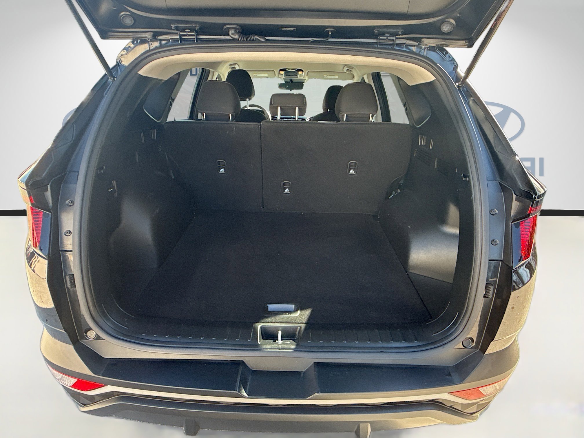 Used 2023 Hyundai Tucson SE image 23