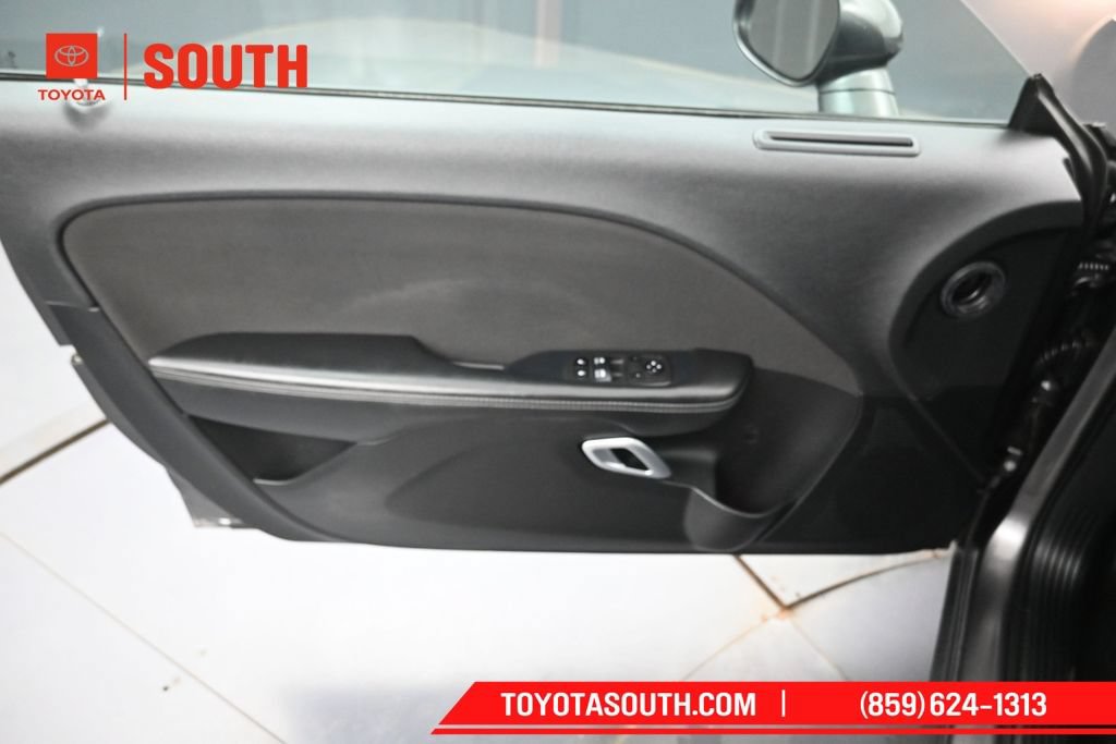 Used 2022 Dodge Challenger GT RWD image 22