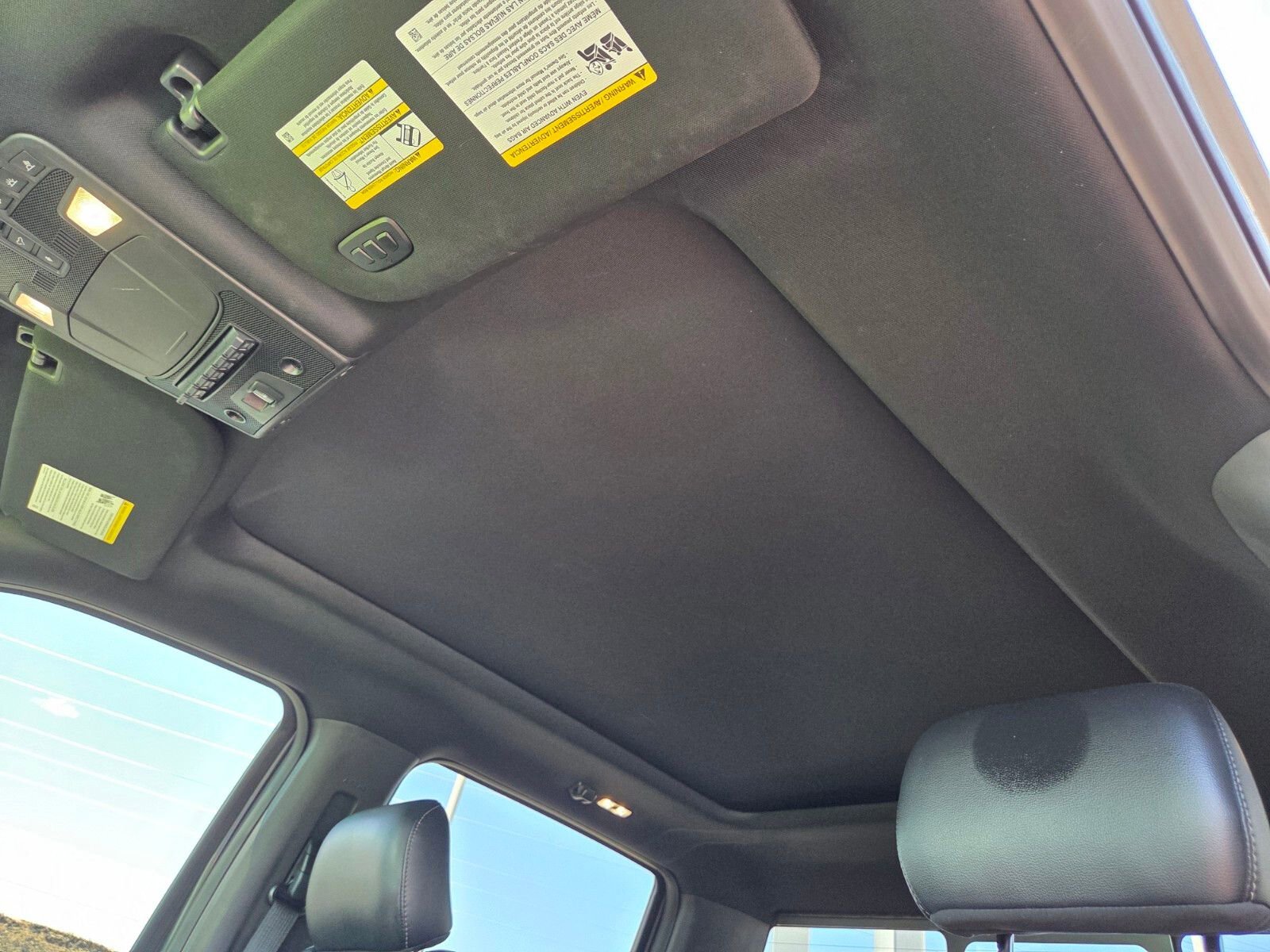 Used 2018 Ford F150 Raptor w/ Equipment Group 802A Luxury AWD/4WD image 8