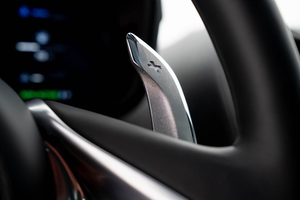 Used 2023 McLaren GT image 14