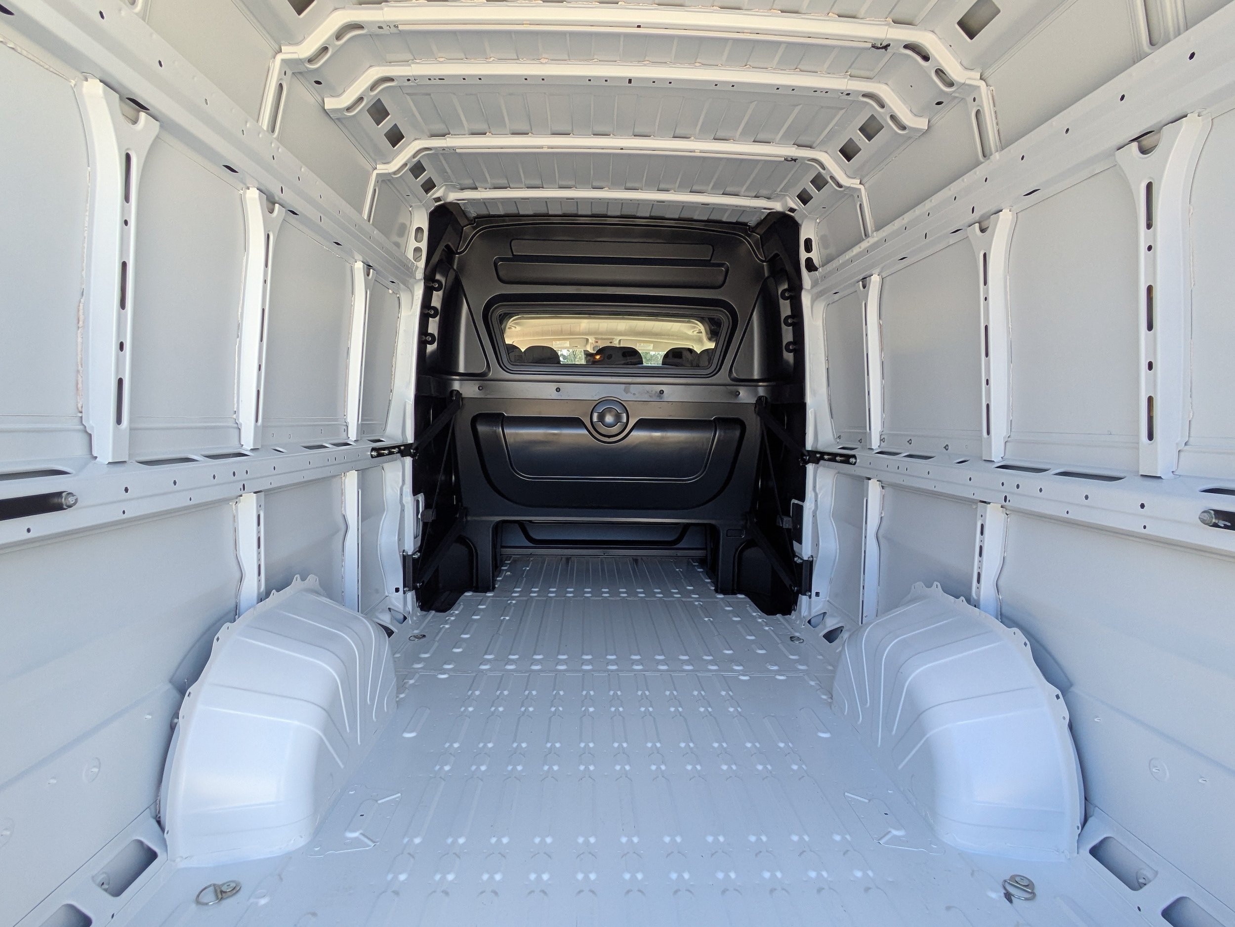 New 2026 RAM ProMaster 3500 w/ Crew Van Package FWD image 14