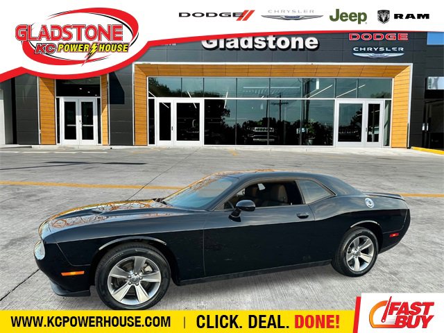 Used 2022 Dodge Challenger SXT w/ Cold Weather Group image 1