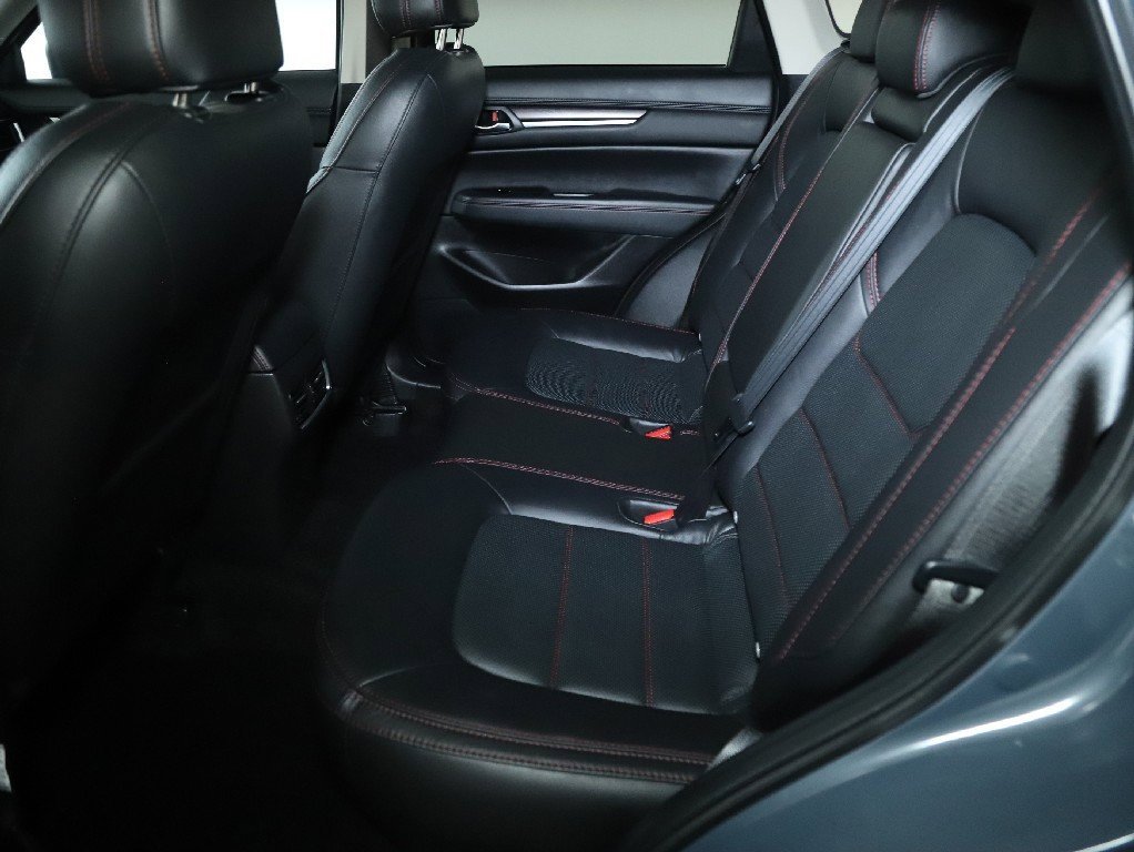 Certified 2023 MAZDA CX-5 Carbon Edition image 14