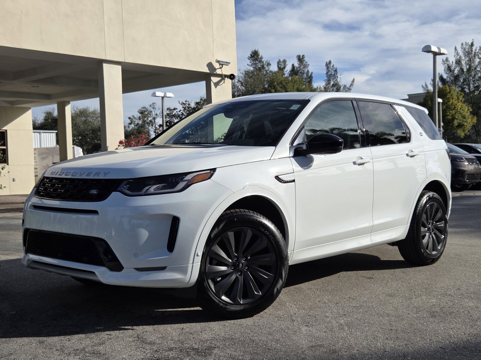 New 2025 Land Rover Discovery Sport S AWD/4WD image 1