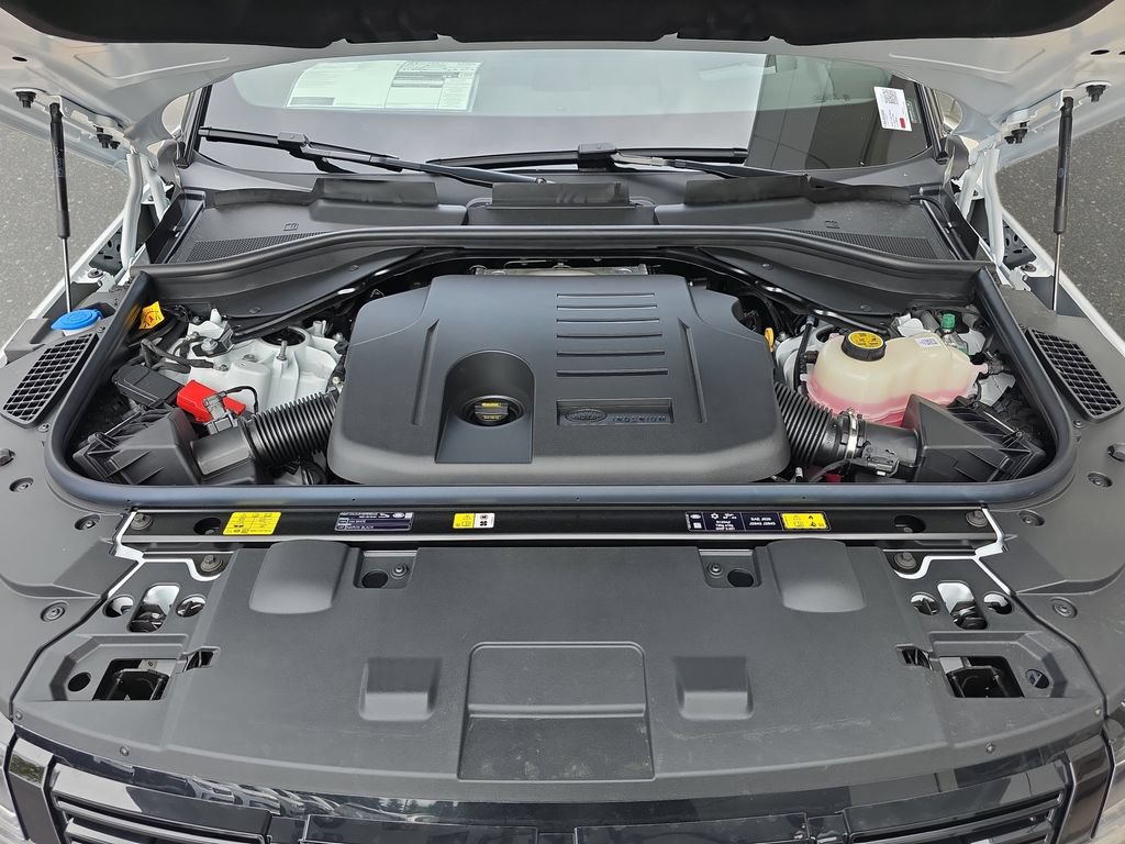 New 2026 Land Rover Range Rover Sport Dynamic SE AWD/4WD image 32