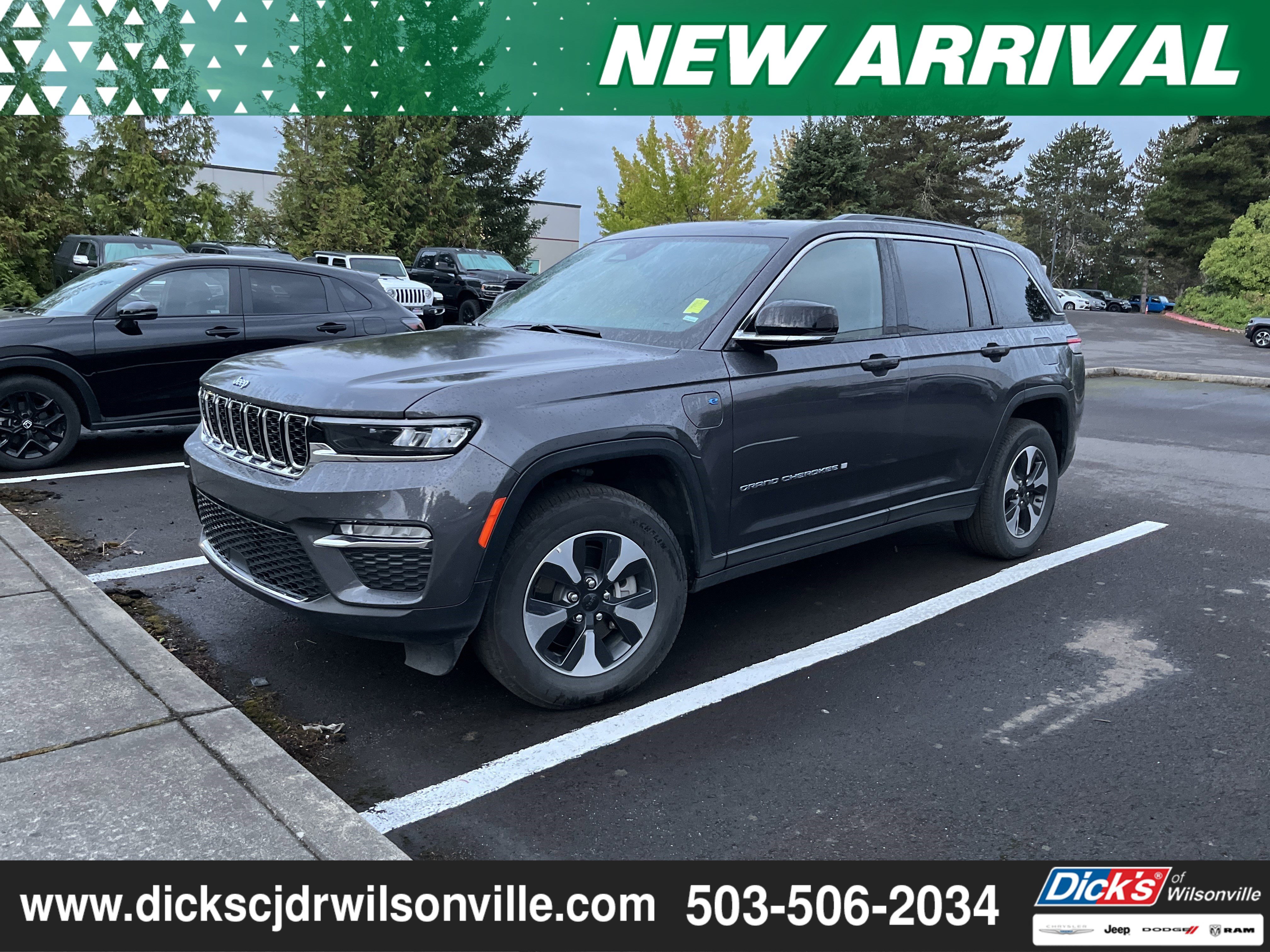 Used 2024 Jeep Grand Cherokee Limited 4xe image 3