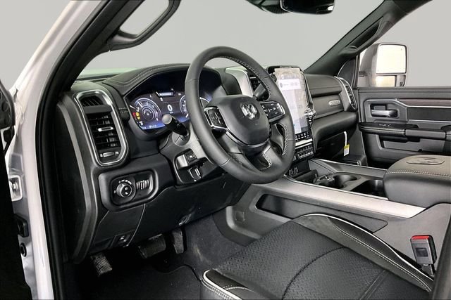 New 2026 RAM 2500 Laramie w/ Night Edition AWD/4WD image 8