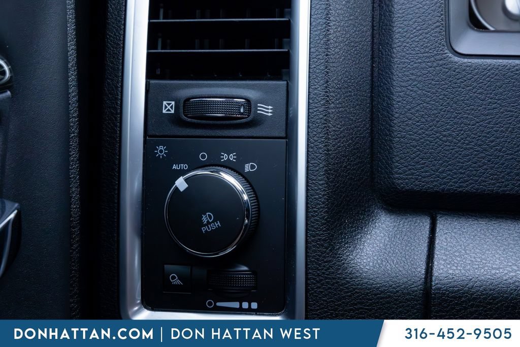 Used 2017 RAM 1500 Limited RWD image 13