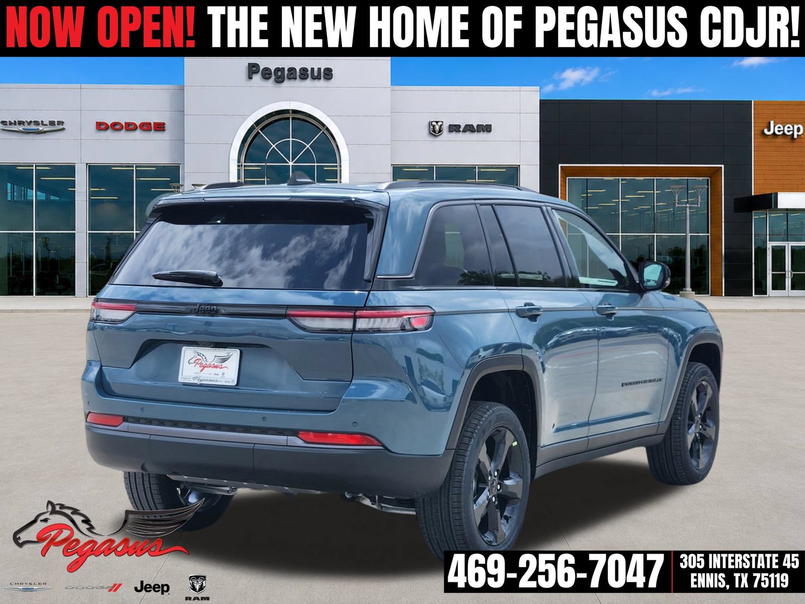 New 2026 Jeep Grand Cherokee Limited w/ Limited Altitude Package RWD image 5