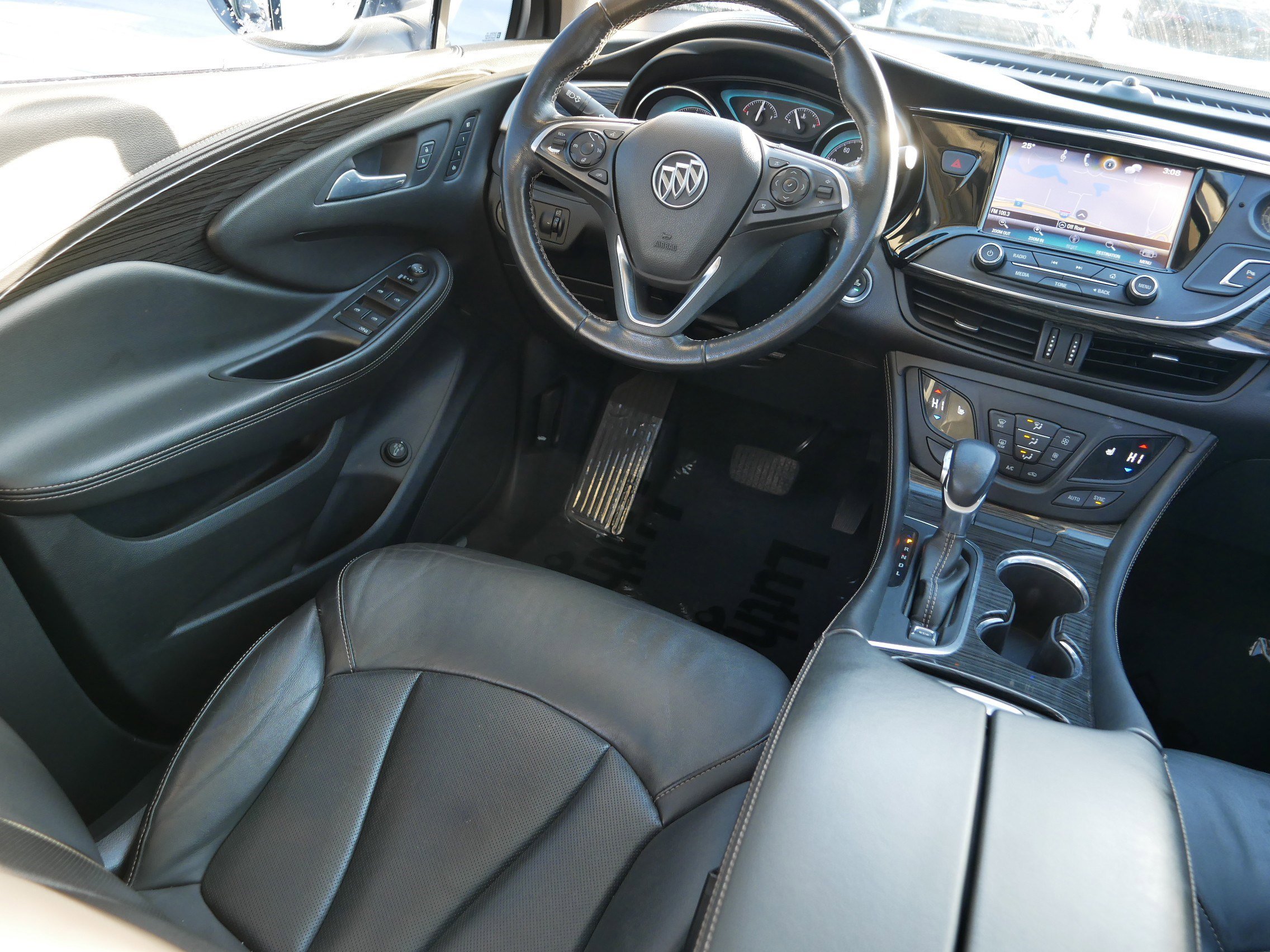 Used 2017 Buick Envision Essence w/ LPO, Cargo Package image 9