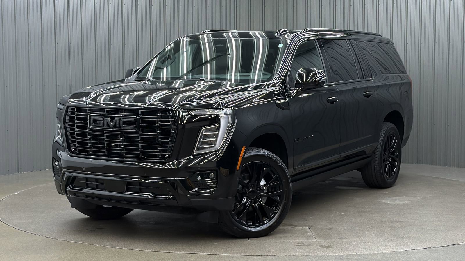 Used 2026 GMC Yukon XL Denali w/ Sun & Power Step Package image 1