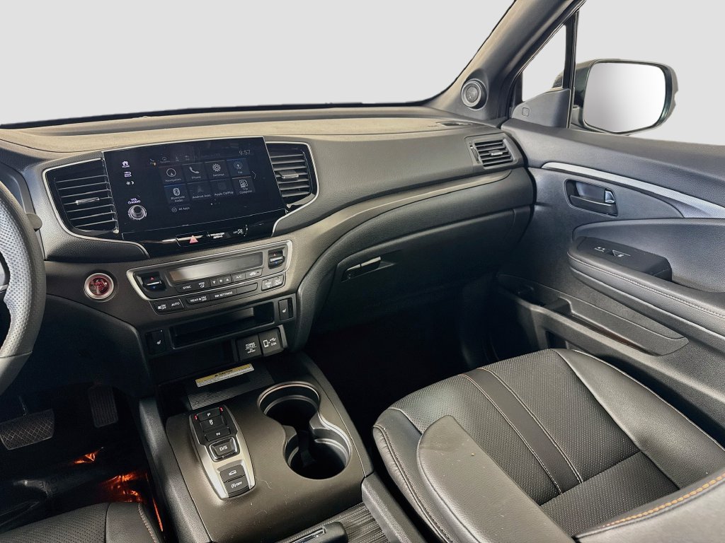 Used 2023 Honda Passport TrailSport image 25