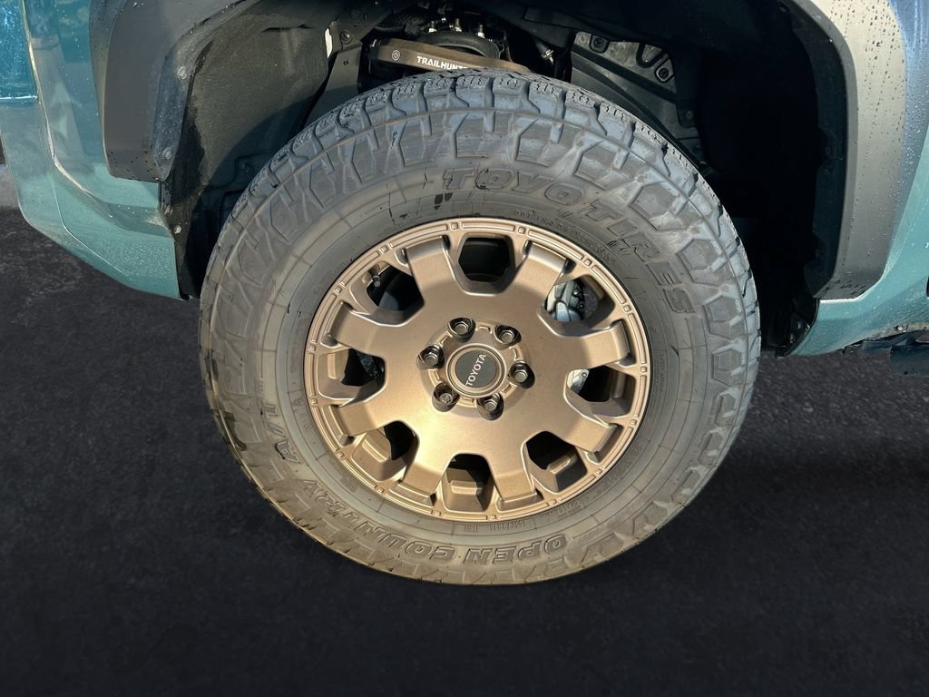 Certified 2025 Toyota 4Runner Platinum AWD/4WD image 10