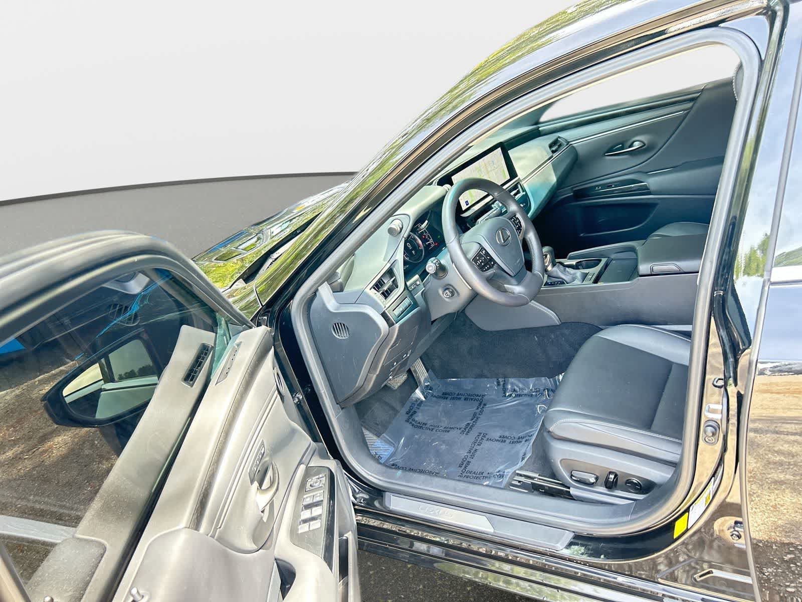 Used 2024 Lexus ES 350 w/ Premium Package FWD image 10