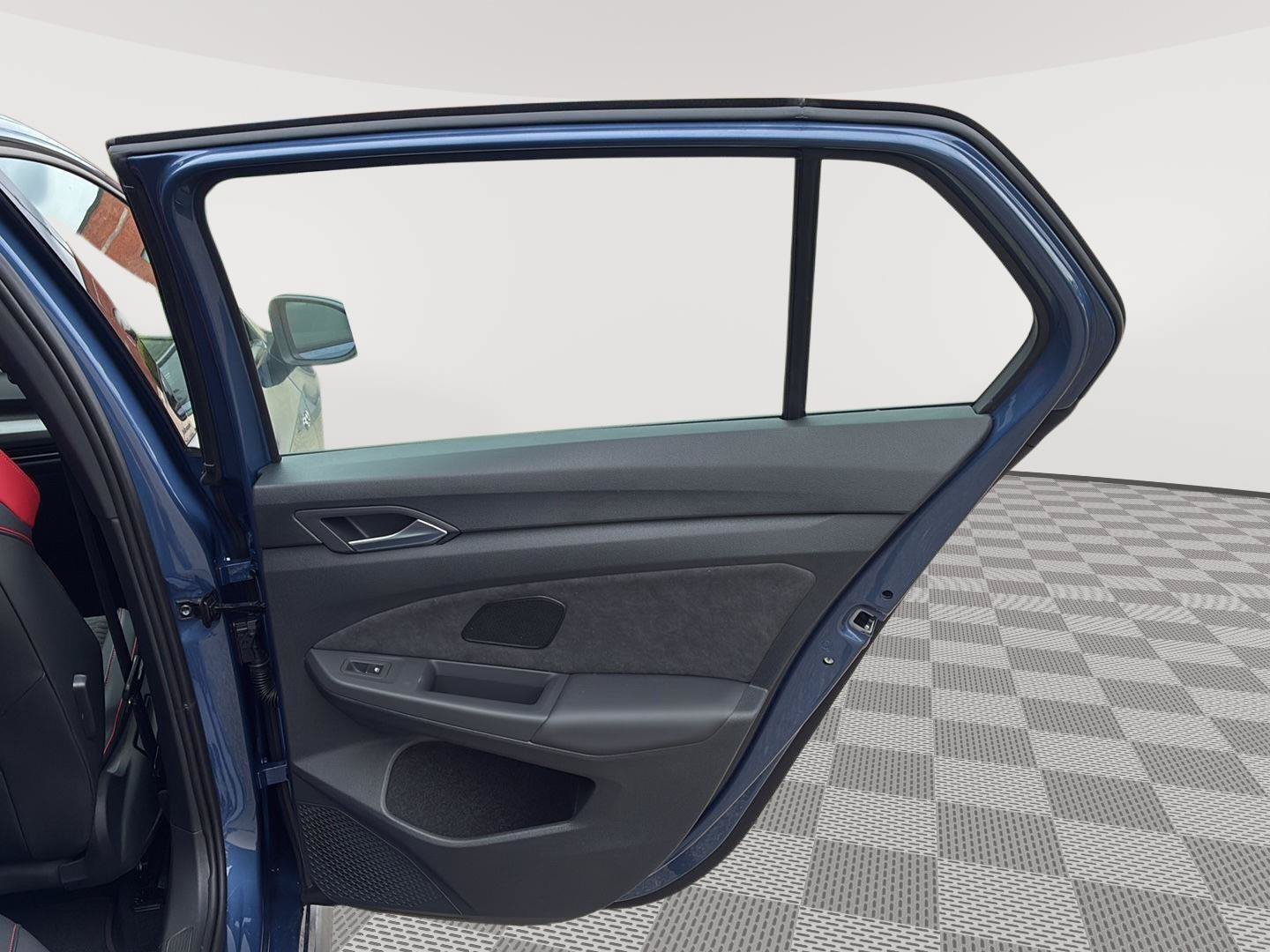 New 2026 Volkswagen Golf SE FWD image 16