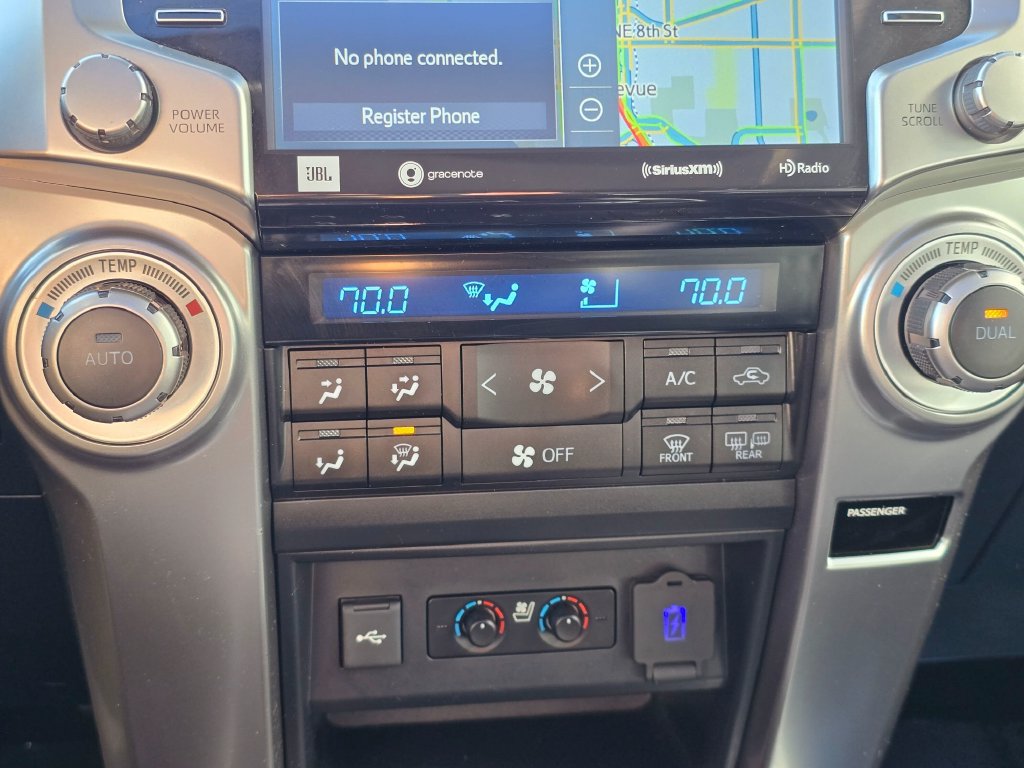 Used 2021 Toyota 4Runner Limited AWD/4WD image 28