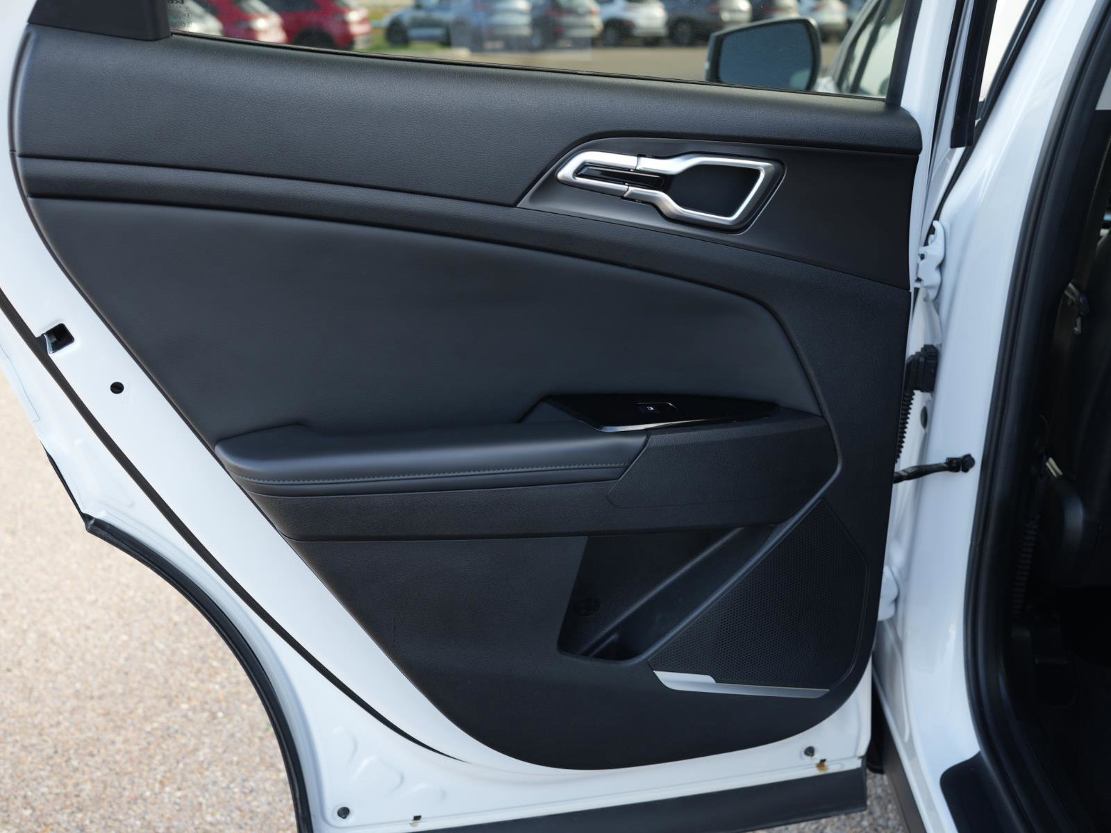 Used 2023 Kia Sportage EX image 17