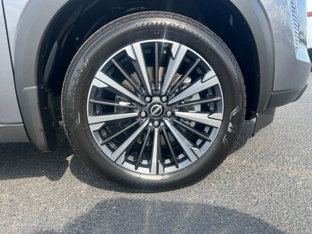 New 2026 Nissan Pathfinder Platinum AWD/4WD image 9