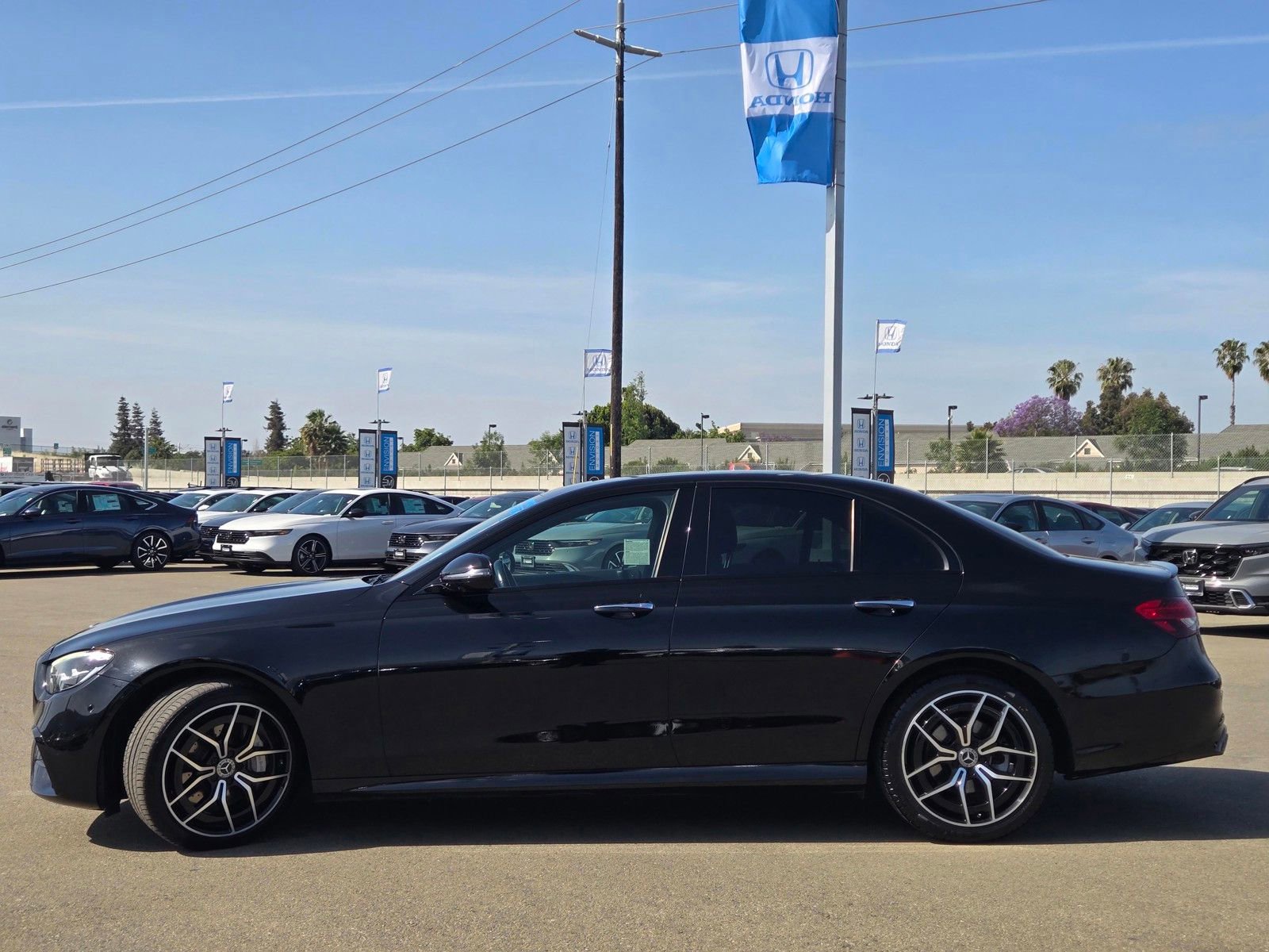 Used 2021 Mercedes-Benz E 350 Sedan image 4
