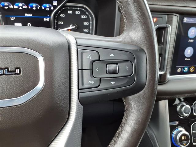 Used 2021 GMC Yukon Denali w/ Denali Premium Package image 35