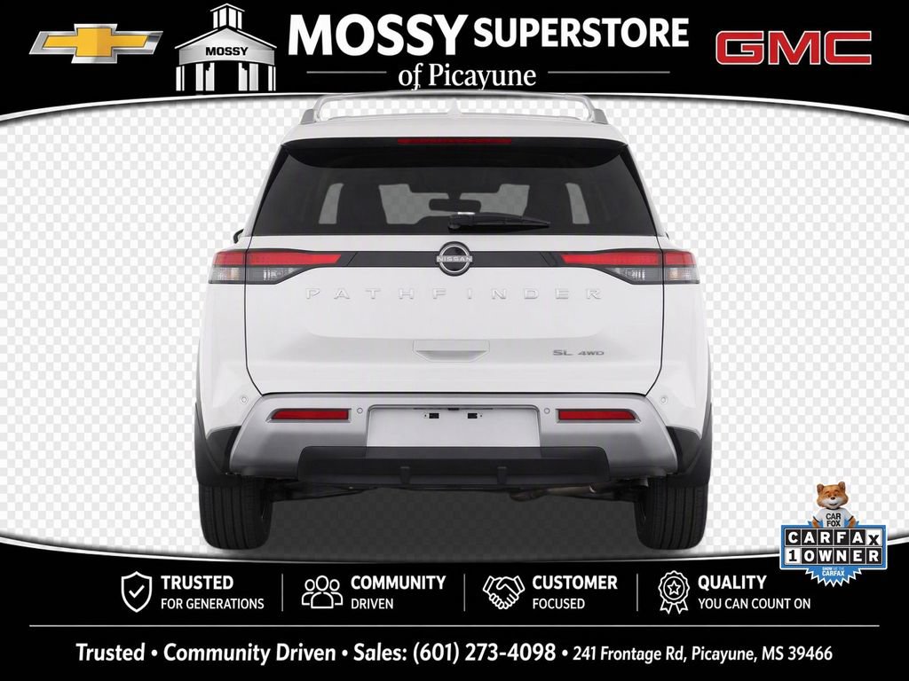 Used 2024 Nissan Pathfinder SL AWD/4WD image 9
