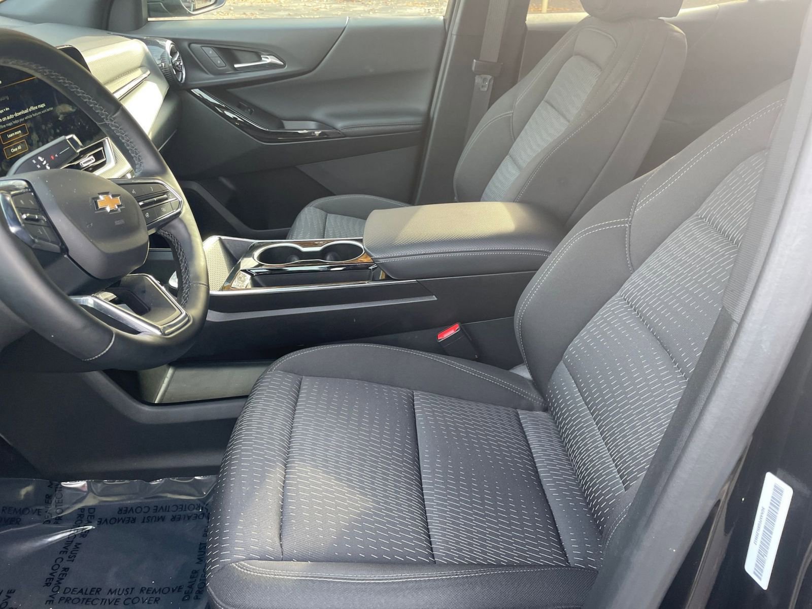 Used 2025 Chevrolet Equinox LT image 23