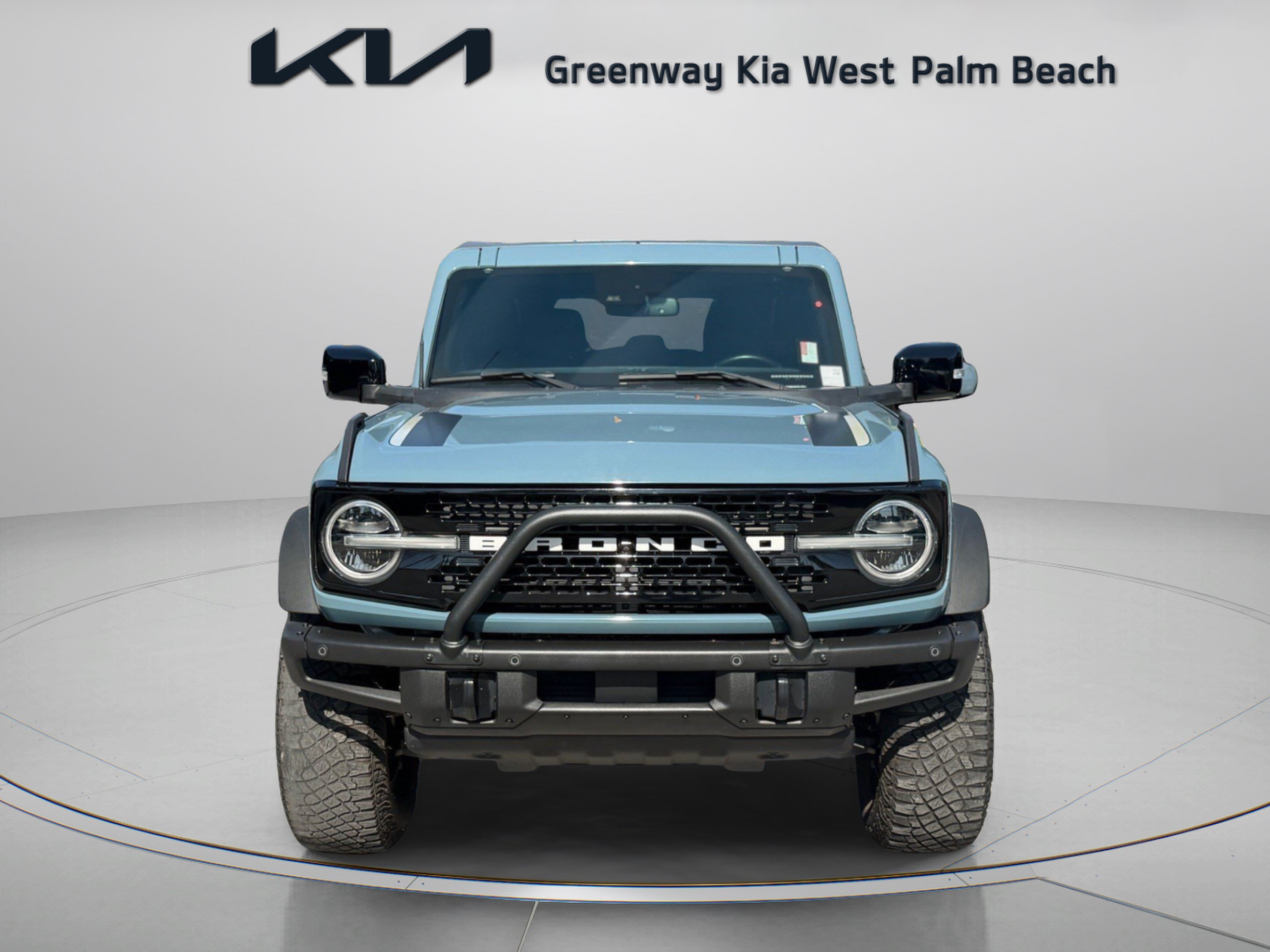 Used 2021 Ford Bronco First Edition AWD/4WD image 2