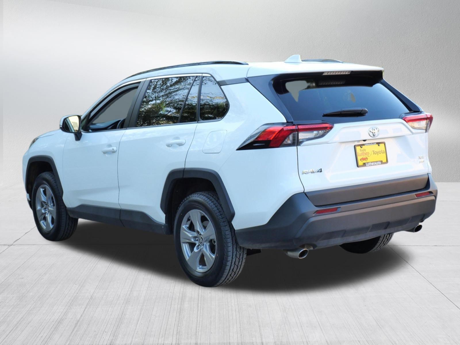 Certified 2025 Toyota RAV4 XLE AWD/4WD image 5