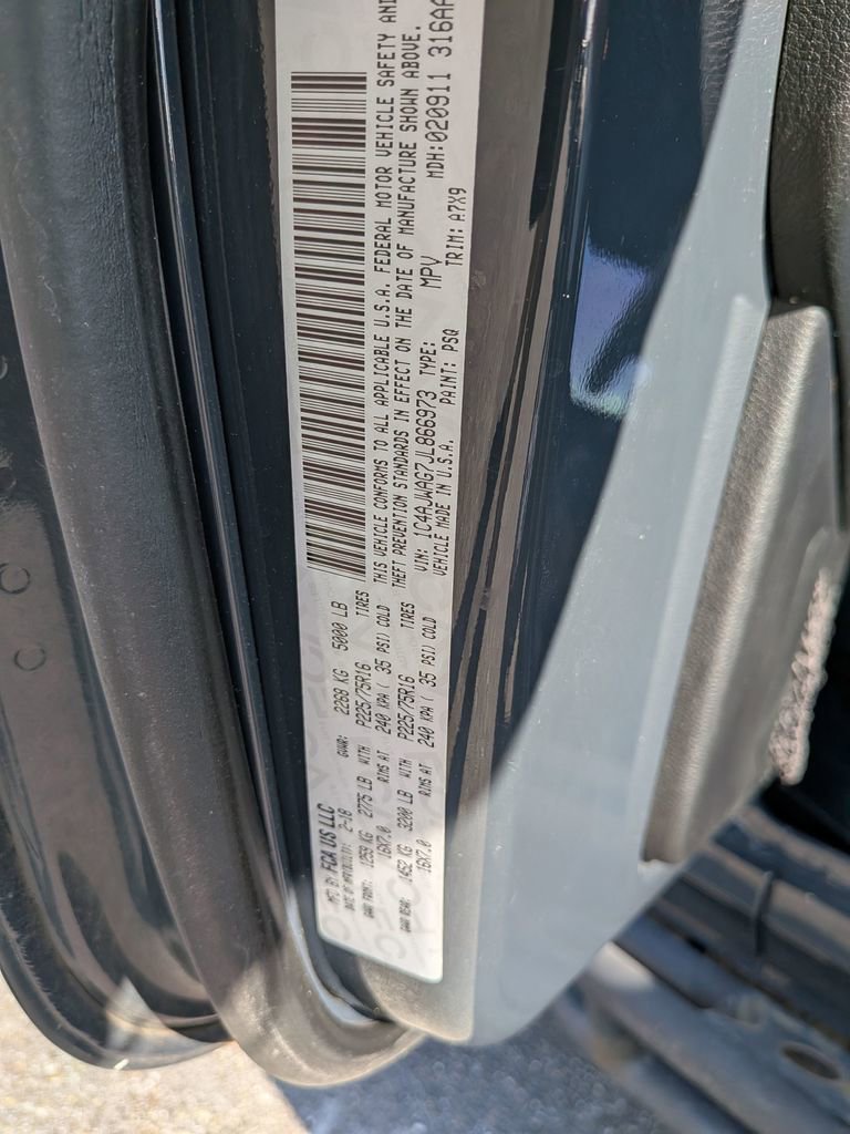 Used 2018 Jeep Wrangler Sport w/ Connectivity Group image 36