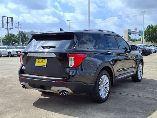 Used 2024 Ford Explorer King Ranch w/ Technology Package RWD image 2