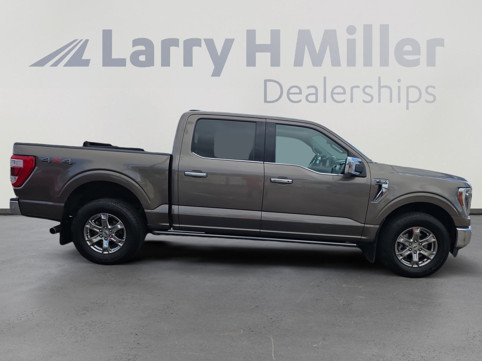 Used 2021 Ford F150 Lariat w/ Equipment Group 502A High image 6