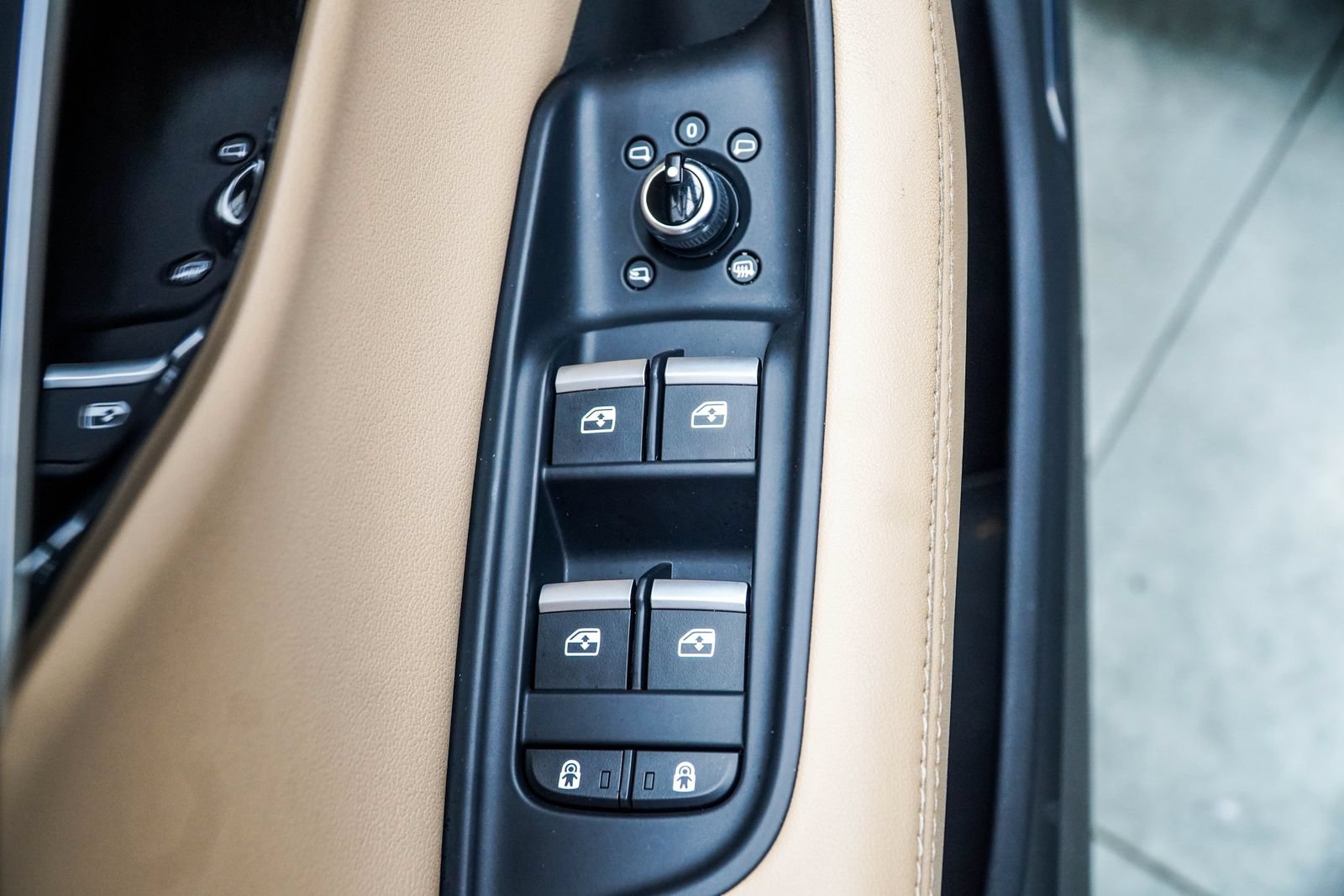 Used 2024 Audi Q7 3.0T Prestige AWD/4WD image 42