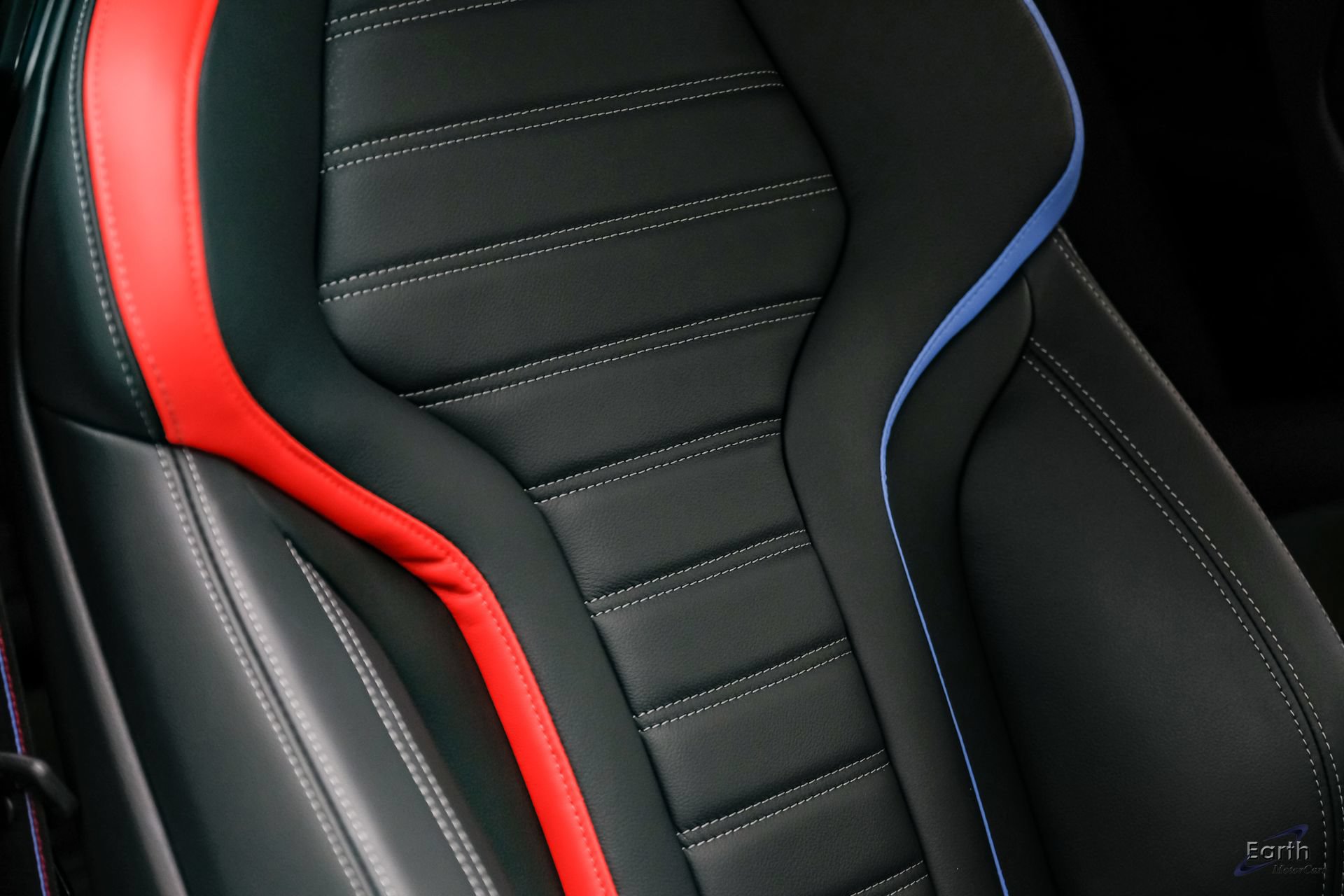 Used 2025 BMW M2 w/ Lighting Package RWD image 54