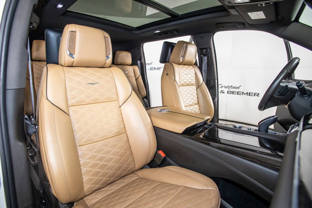 Used 2021 Cadillac Escalade ESV Premium Luxury w/ Driver Assist Tech Package image 22