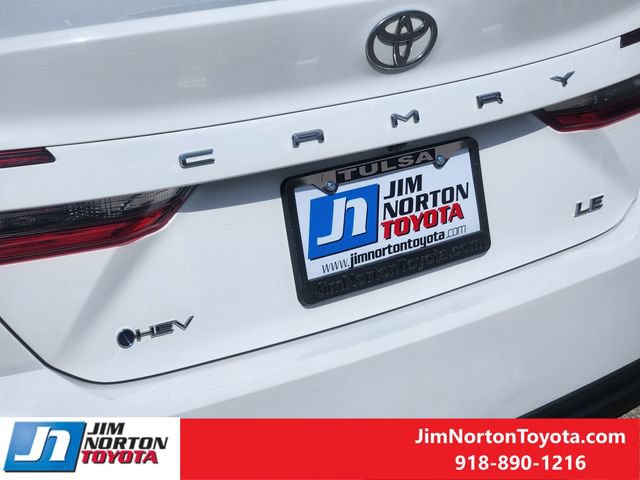 Used 2025 Toyota Camry LE FWD image 11