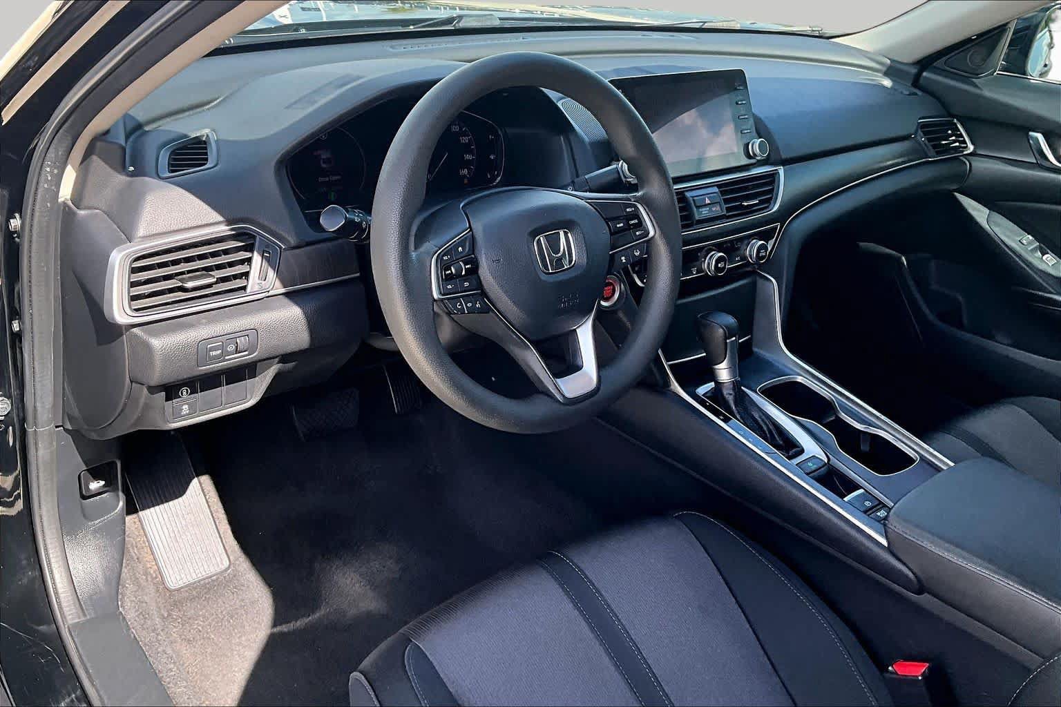 Used 2020 Honda Accord EX image 16