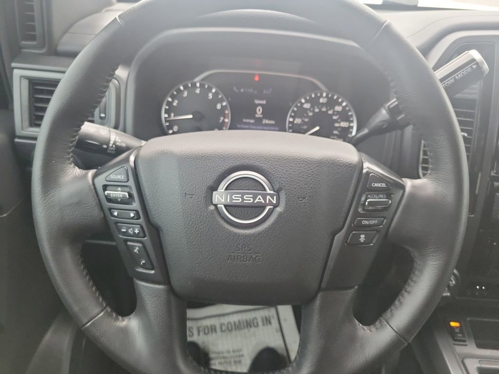 Used 2023 Nissan Titan SV w/ SV Convenience Package image 15