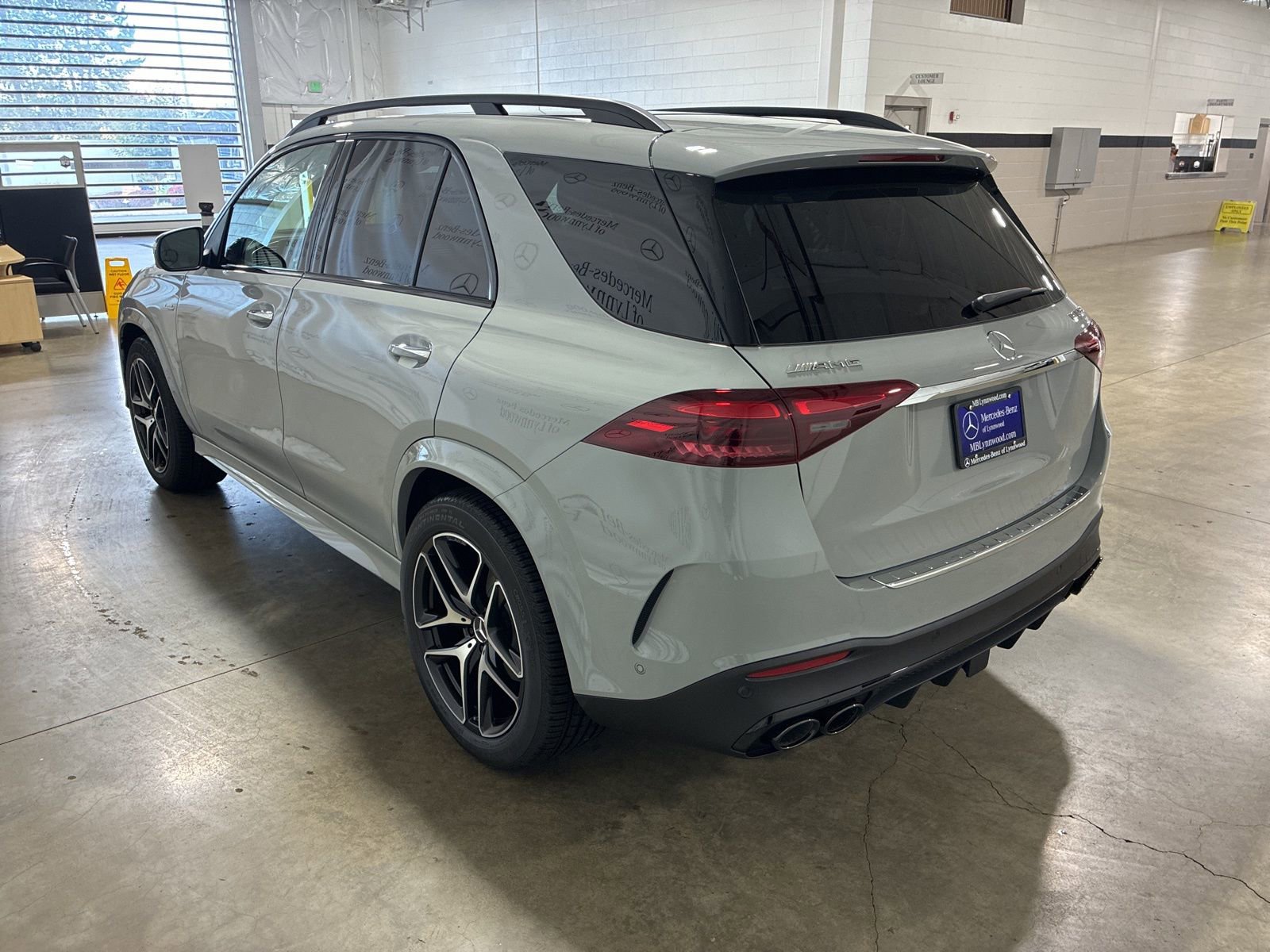 New 2026 Mercedes-Benz GLE 53 AMG 4MATIC image 7