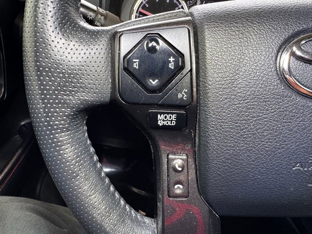 Certified 2024 Toyota 4Runner TRD Off-Road Premium AWD/4WD image 30
