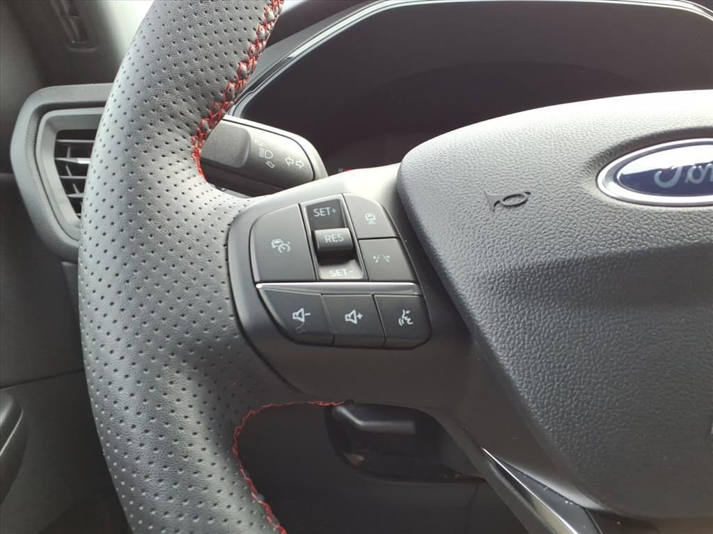 Used 2024 Ford Escape ST-Line w/ Tech Pack #1 image 16
