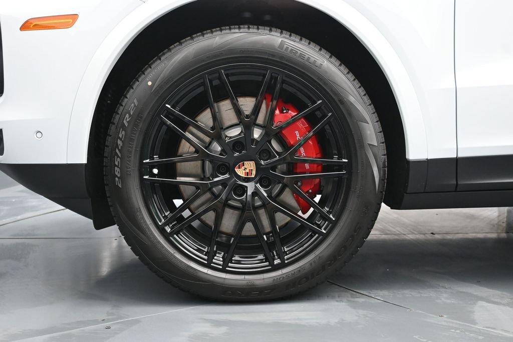 New 2026 Porsche Cayenne S AWD/4WD image 8