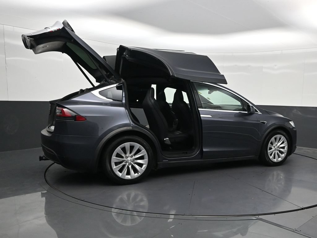 Used 2019 Tesla Model X AWD/4WD image 29
