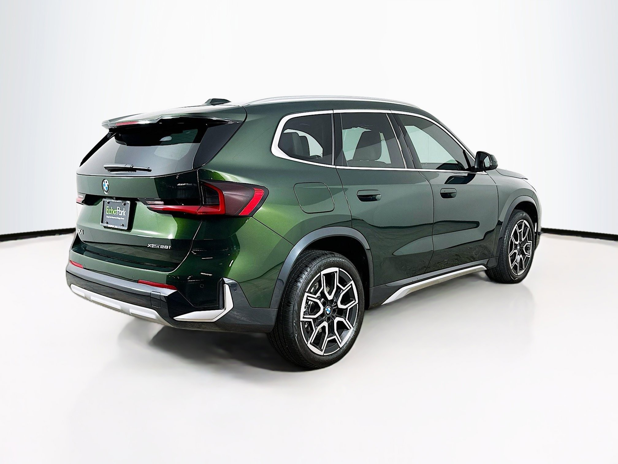 Used 2025 BMW X1 xDrive28i w/ Technology Package image 9