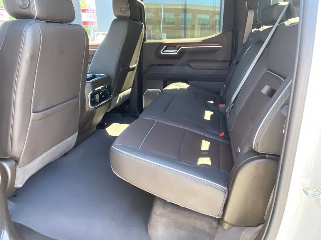 Used 2023 GMC Sierra 1500 Denali w/ Denali Reserve Package AWD/4WD image 15