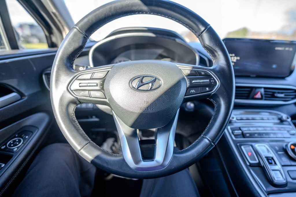 Certified 2023 Hyundai Santa Fe SEL image 16