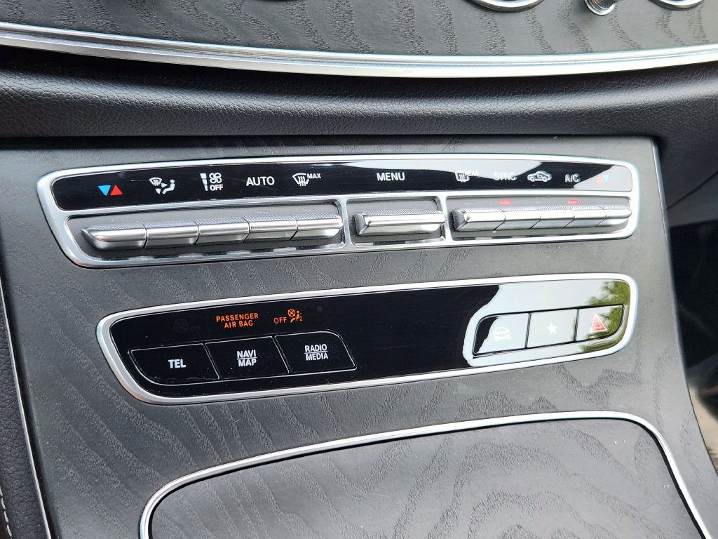 Used 2023 Mercedes-Benz E 350 4MATIC Sedan image 18