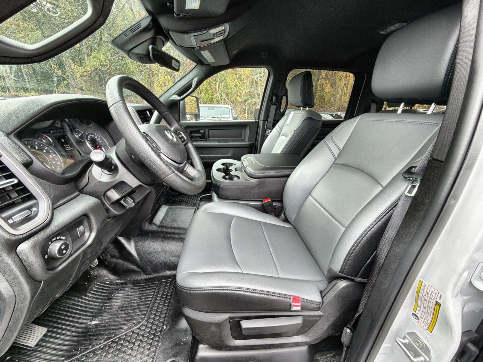 New 2026 RAM 2500 Tradesman w/ Chrome Appearance Group image 13