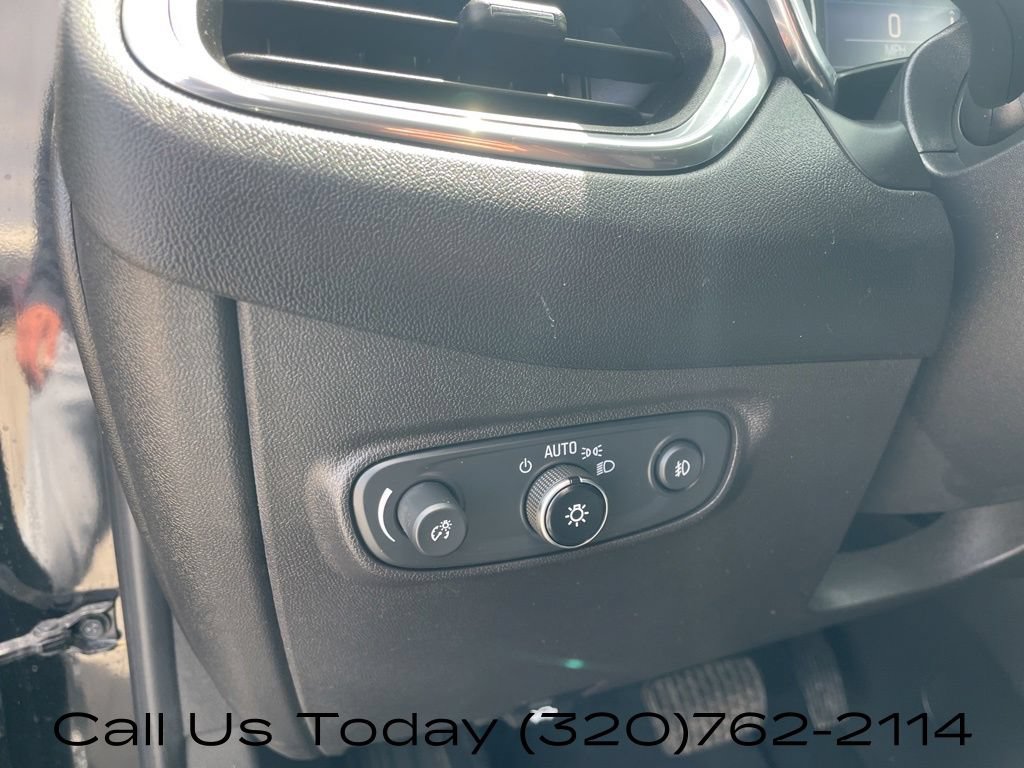Used 2020 Chevrolet Equinox LT FWD image 17